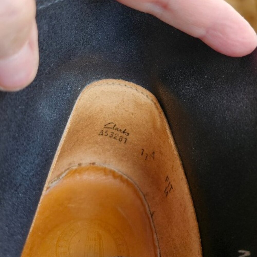 Men's Clarks Black Desert Boots size 11 - Picture 6 of 7